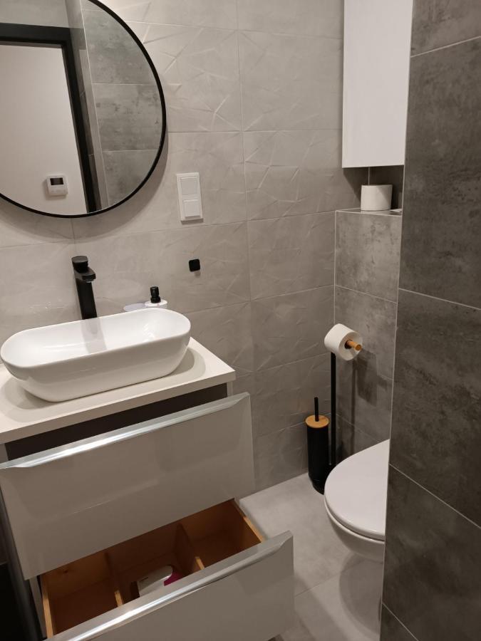 Apartamenty Wiktoryn 6A Warszawa Exteriör bild