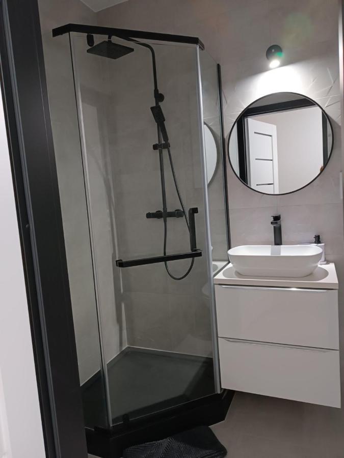 Apartamenty Wiktoryn 6A Warszawa Exteriör bild