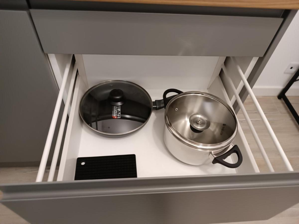 Apartamenty Wiktoryn 6A Warszawa Exteriör bild